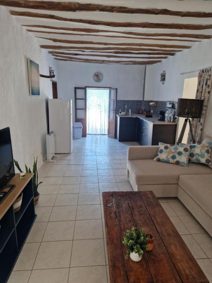 Casa De La Familia - Appartement Баса Екстериор снимка