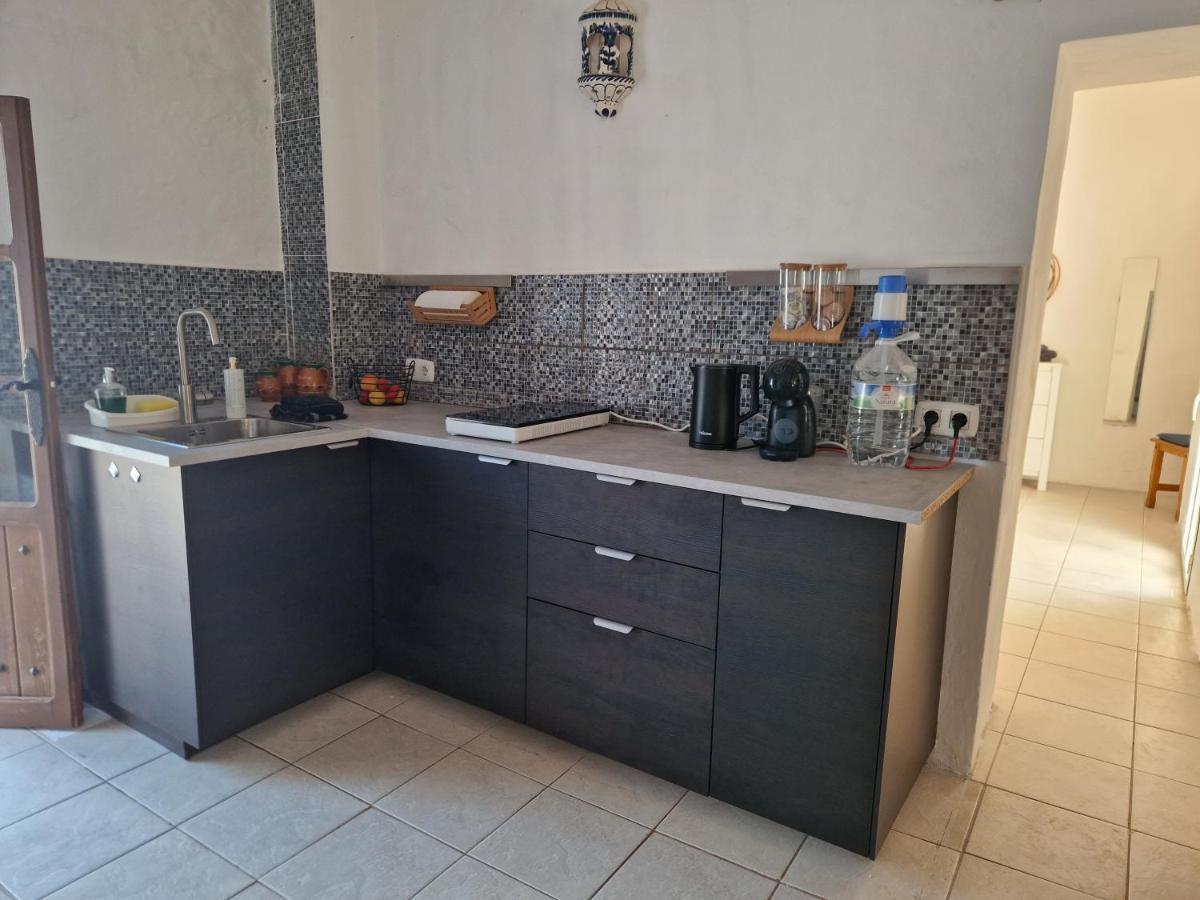 Casa De La Familia - Appartement Баса Екстериор снимка